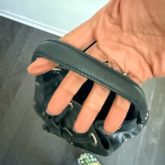 MCM Black Leather Shoulder Bag - Picture 4 of 7